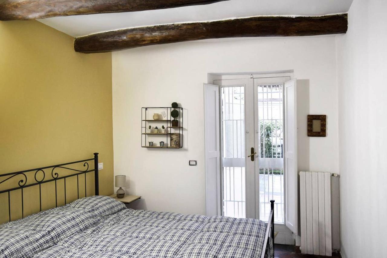 Giardino D'Atri Appartement Napels Buitenkant foto
