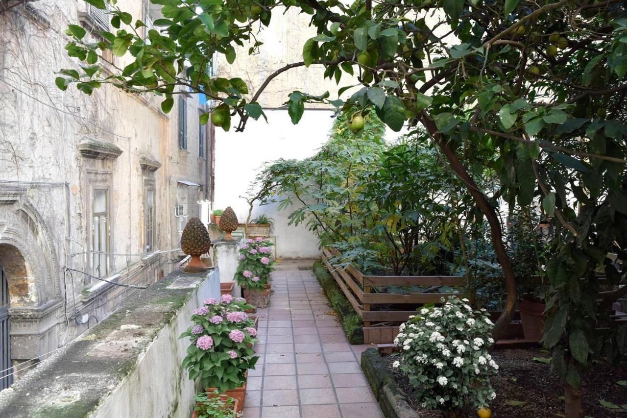 Giardino D'Atri Appartement Napels Buitenkant foto